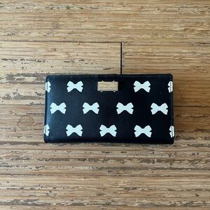 Kate Spade black Wallet with White Bow Pattern